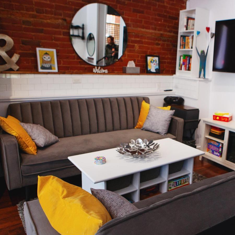 بيلفي Hip Heritage Main Floor Flat In Downtown District المظهر الخارجي الصورة