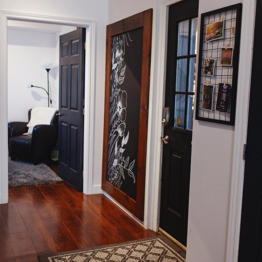 بيلفي Hip Heritage Main Floor Flat In Downtown District المظهر الخارجي الصورة