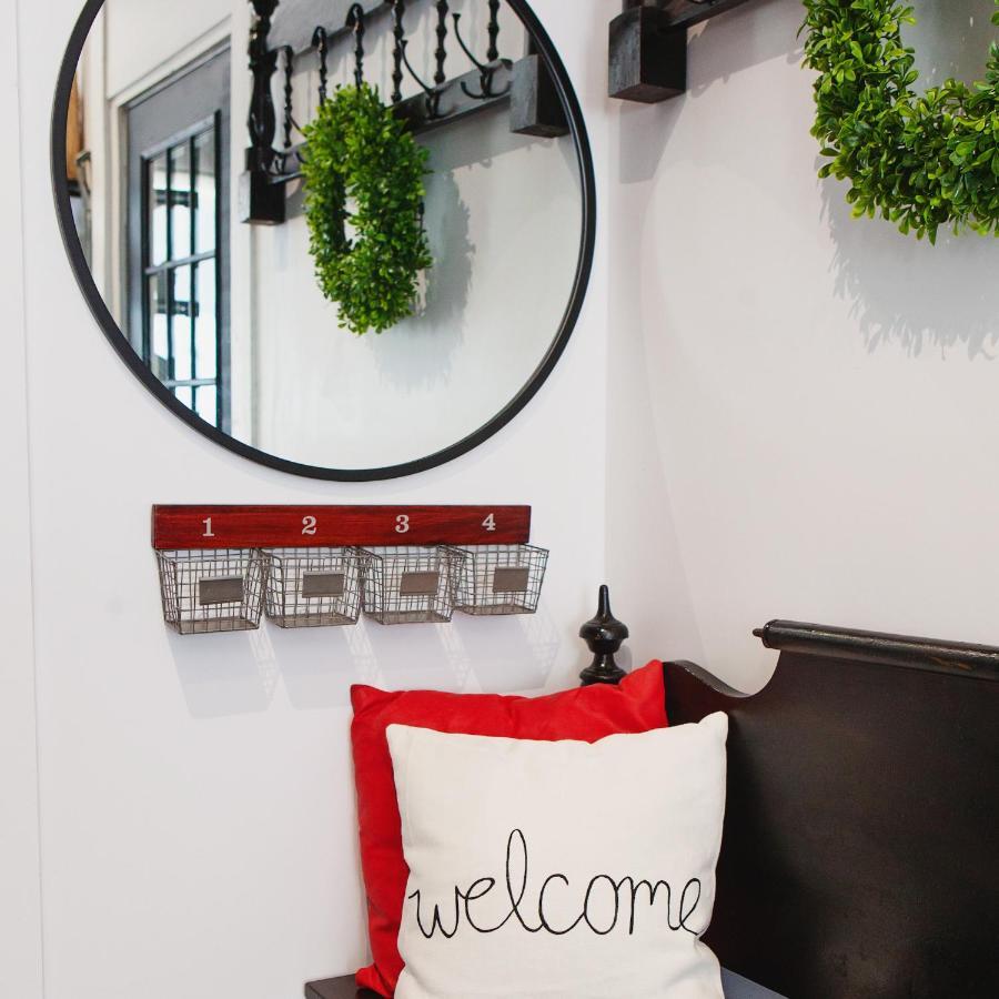 بيلفي Hip Heritage Main Floor Flat In Downtown District المظهر الخارجي الصورة