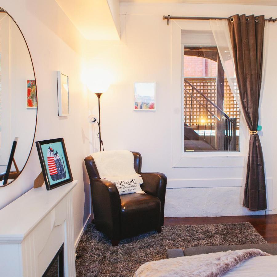 بيلفي Hip Heritage Main Floor Flat In Downtown District المظهر الخارجي الصورة